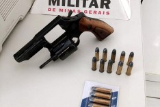 PM vai até Escola Estadual para recolher arma de fogo em mochila de aluno que iria assustar colegas 